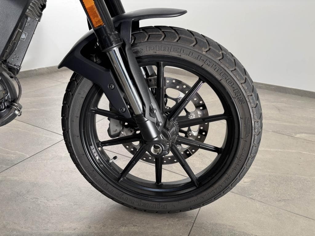 DUCATI SCRAMBLER 800 – photo 5 sur 15