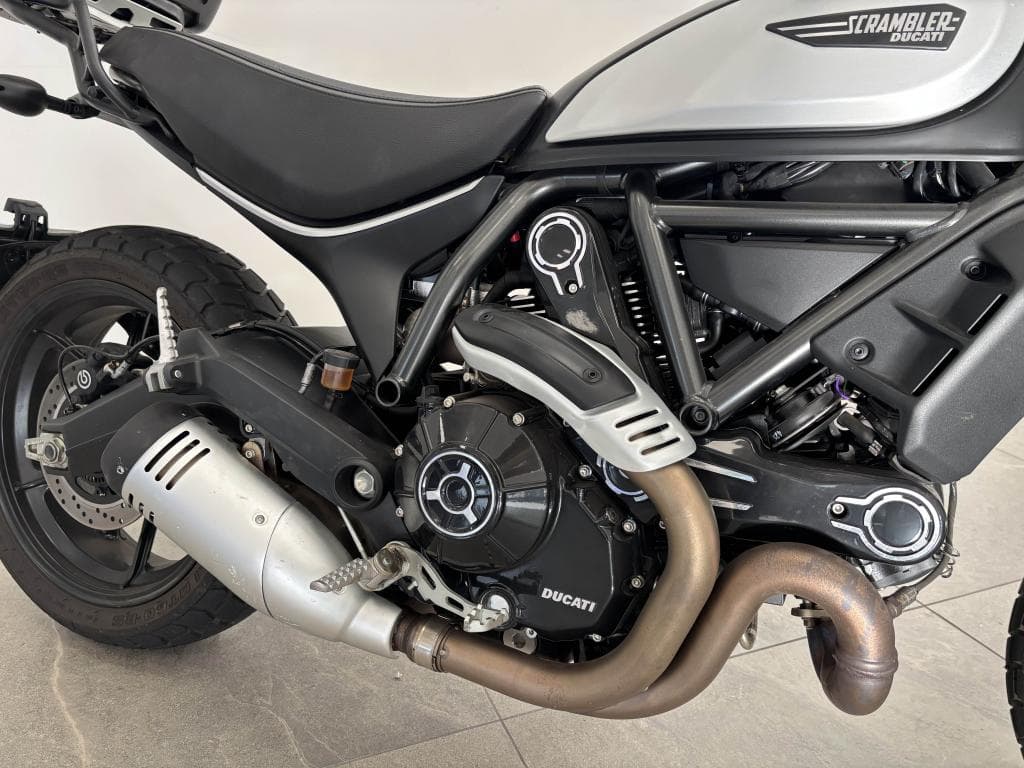 DUCATI SCRAMBLER 800 – photo 6 sur 15