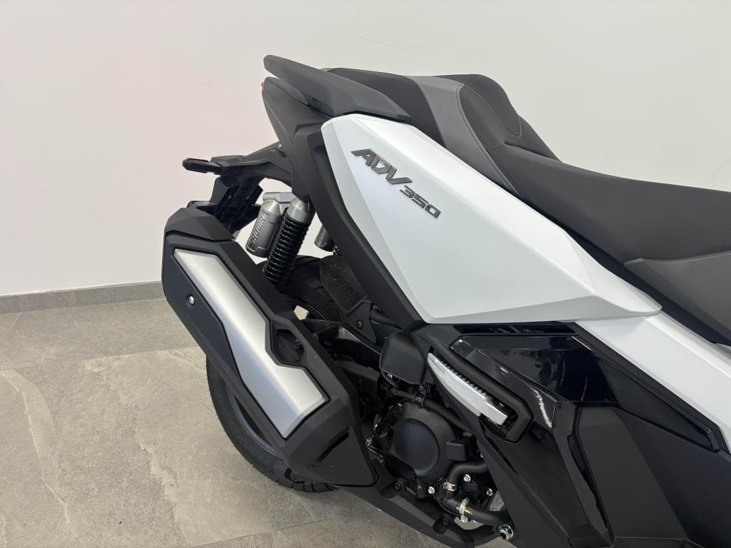 HONDA ADV 350 – photo 5 sur 13