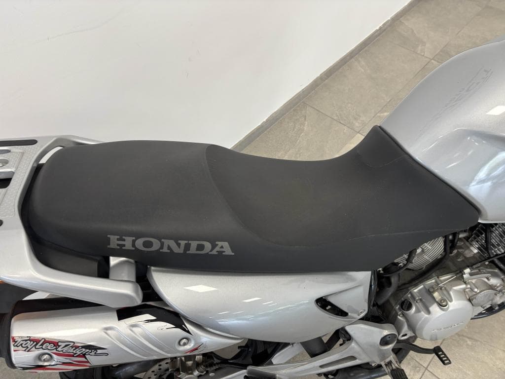 HONDA VARADERO – photo 10 sur 19