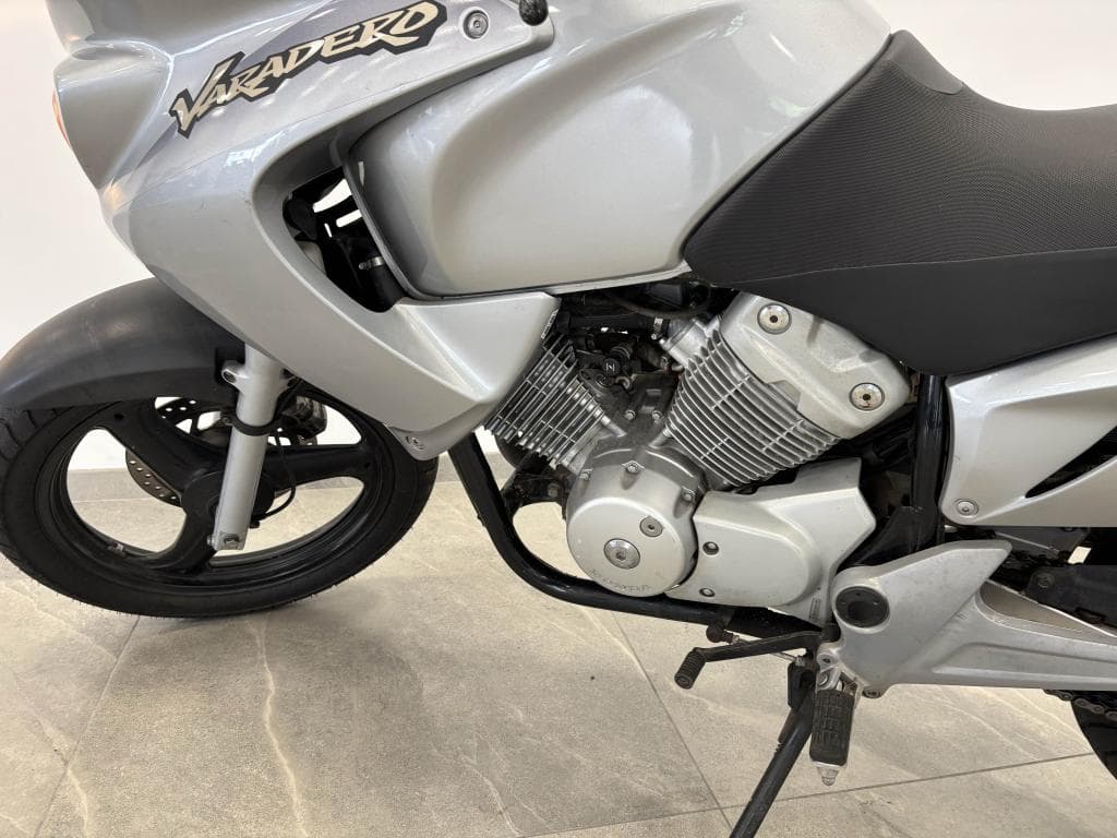 HONDA VARADERO – photo 16 sur 19