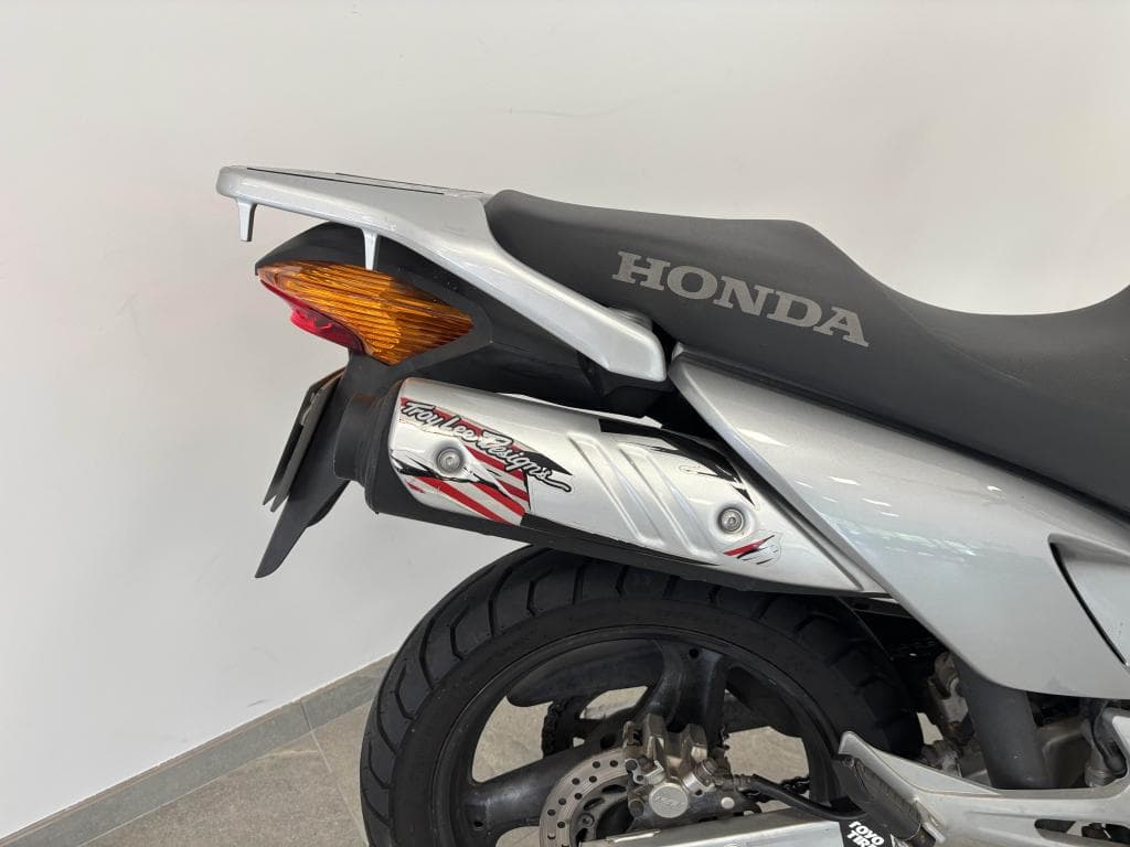 HONDA VARADERO – photo 7 sur 19