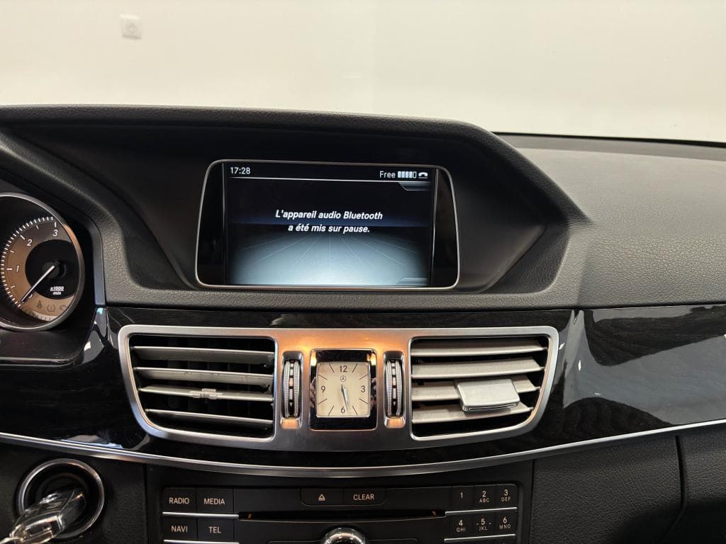 MERCEDES CLASSE E – photo 12 sur 26