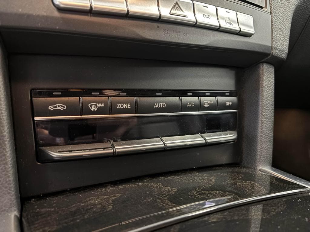 MERCEDES CLASSE E – photo 20 sur 26