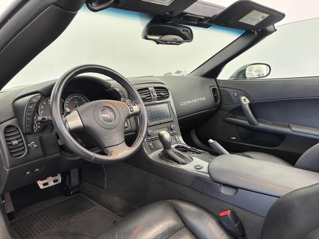 CHEVROLET CORVETTE – photo 12 sur 28