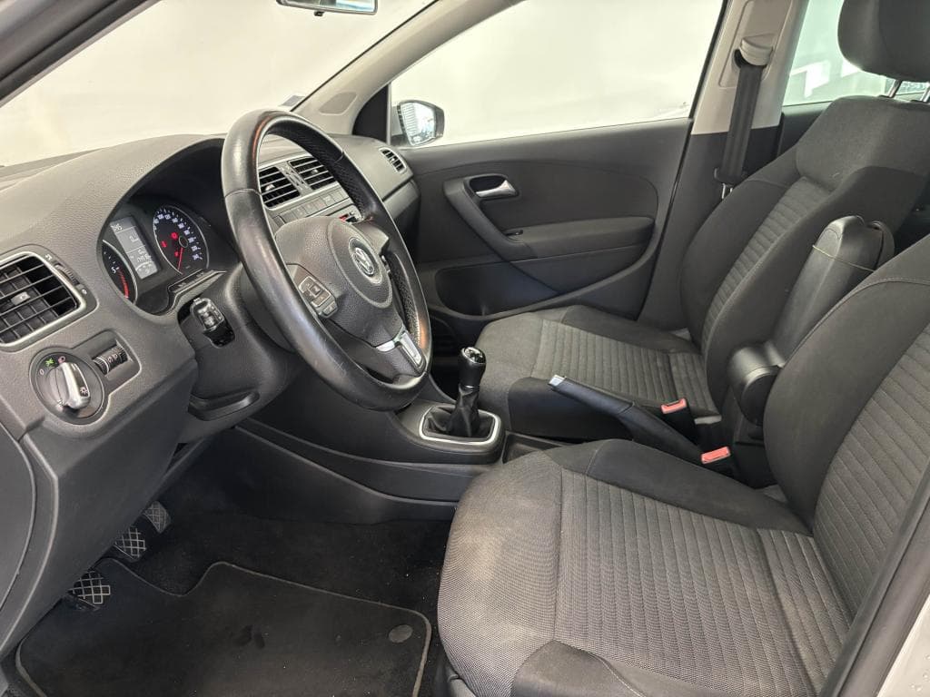 VOLKSWAGEN POLO – photo 10 sur 24