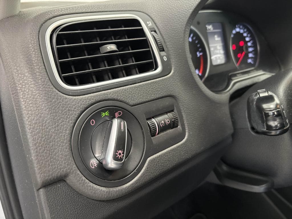 VOLKSWAGEN POLO – photo 11 sur 24