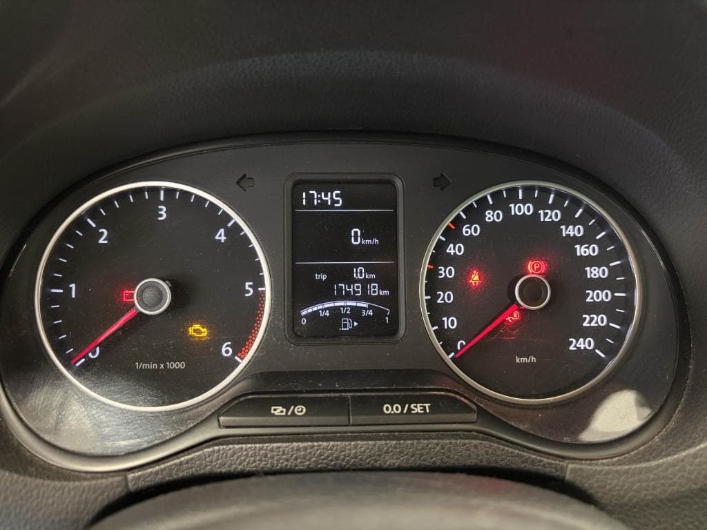 VOLKSWAGEN POLO – photo 15 sur 24